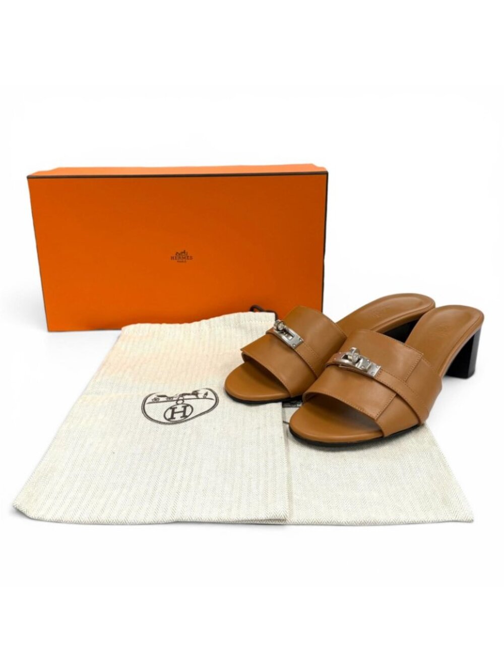 Hermes Gigi Natural Kelly Chunky Heel Leather Sandals Boxes Bag Included 39 - Picture 2 of 12